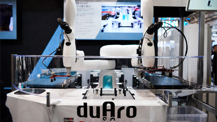 協働ロボット「duAro」