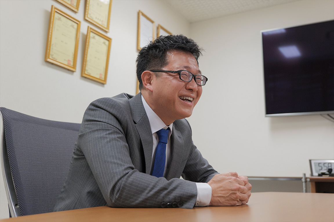 Toshihide Fujimura, President and Representative Director of the Company
